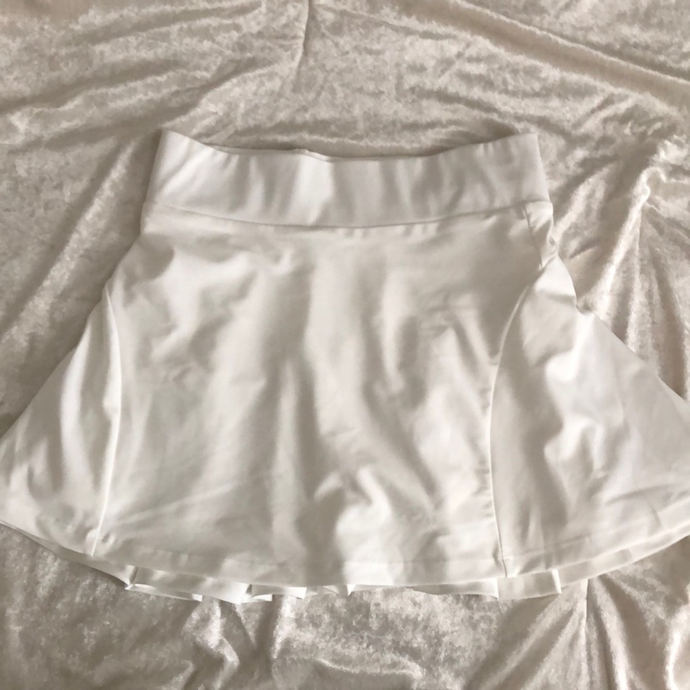 White skort